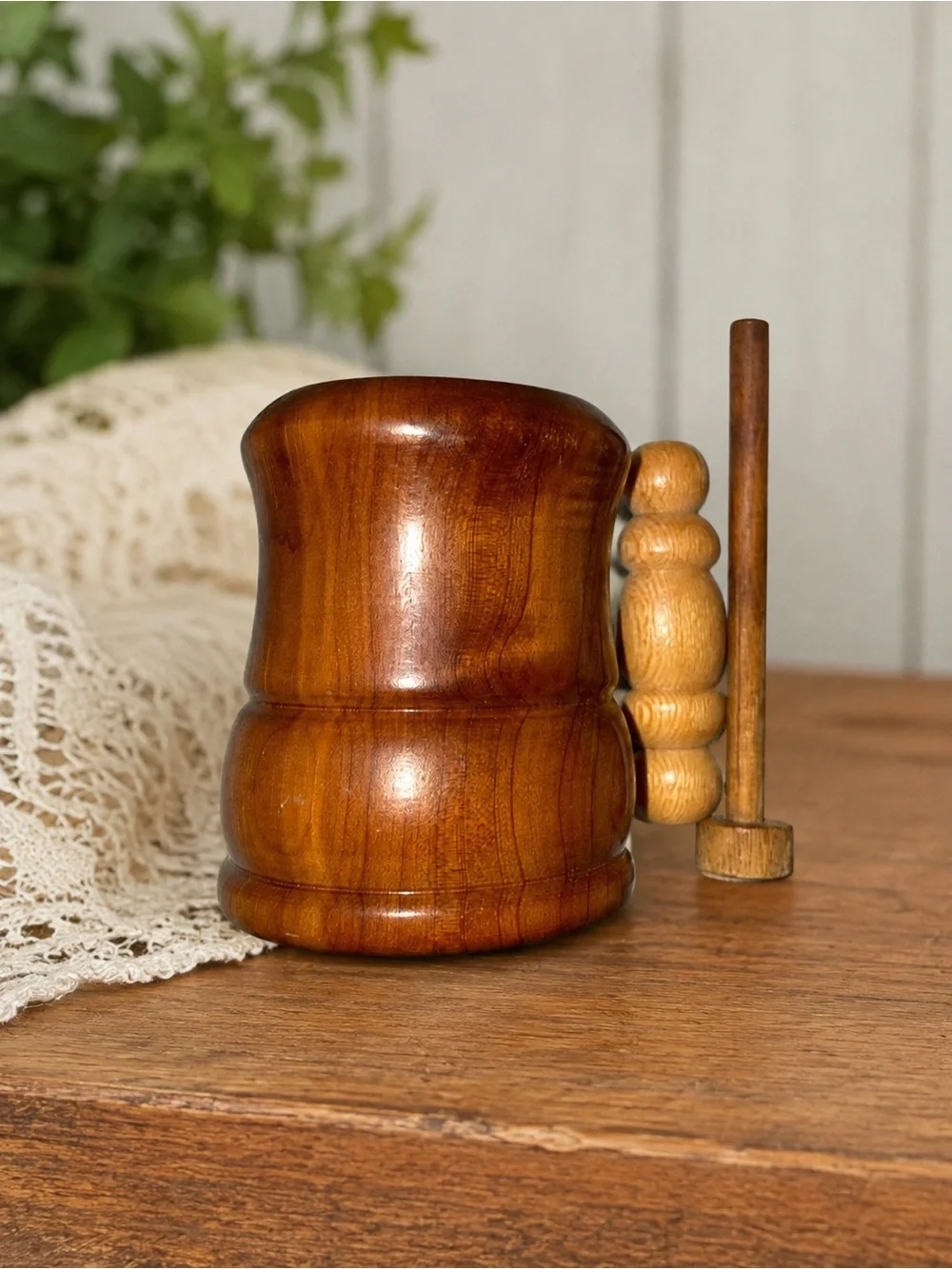 Vintage Mammoth Cave KY Wooden Pickholder Toothpick Holder
